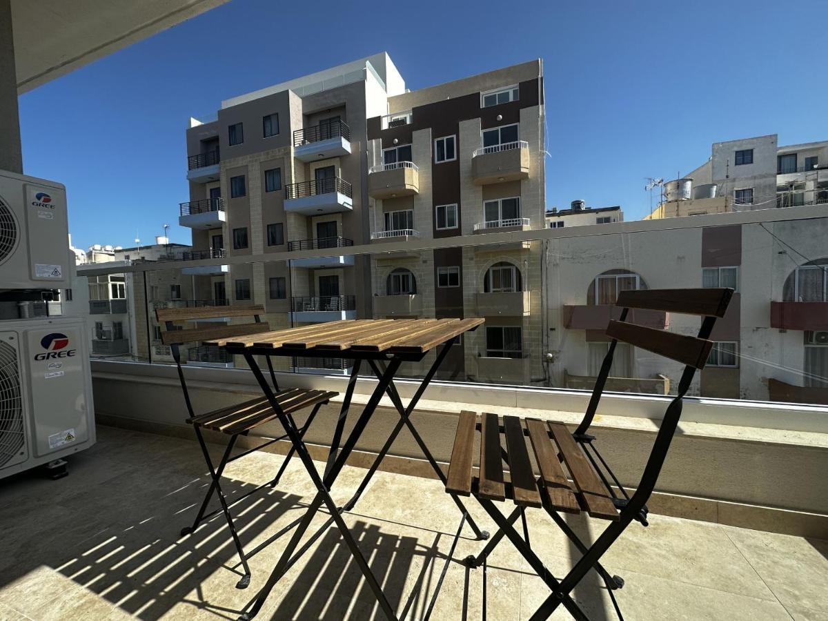 Qawra Holiday Apartment Σεντ Πόλς Μπέι Εξωτερικό φωτογραφία